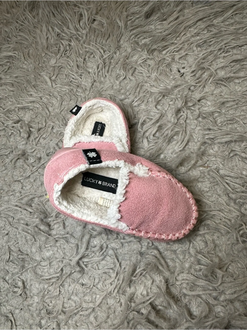 Lucky Brand Girls Pink Faux Shearling Cozy Slippers Moccasin Shoes